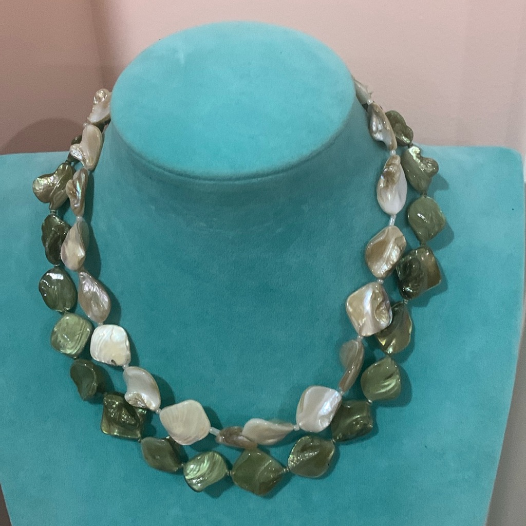 Fab!!! Mother Of Pearl Shell X 2 Strand Olive Green & White Adjustable Necklace